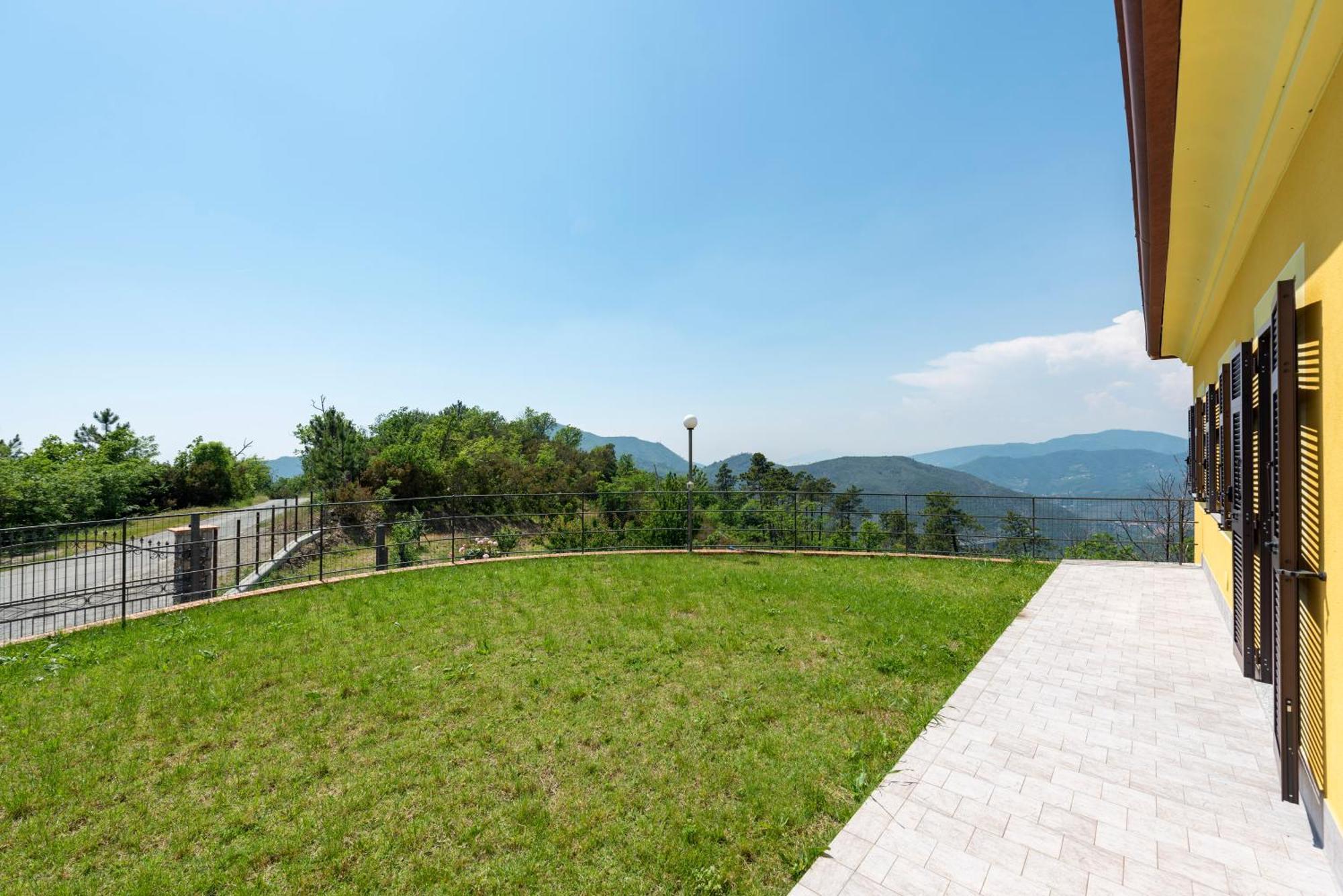 Joivy Villa Guanna - Charming Flat With Garden Bracco Ngoại thất bức ảnh