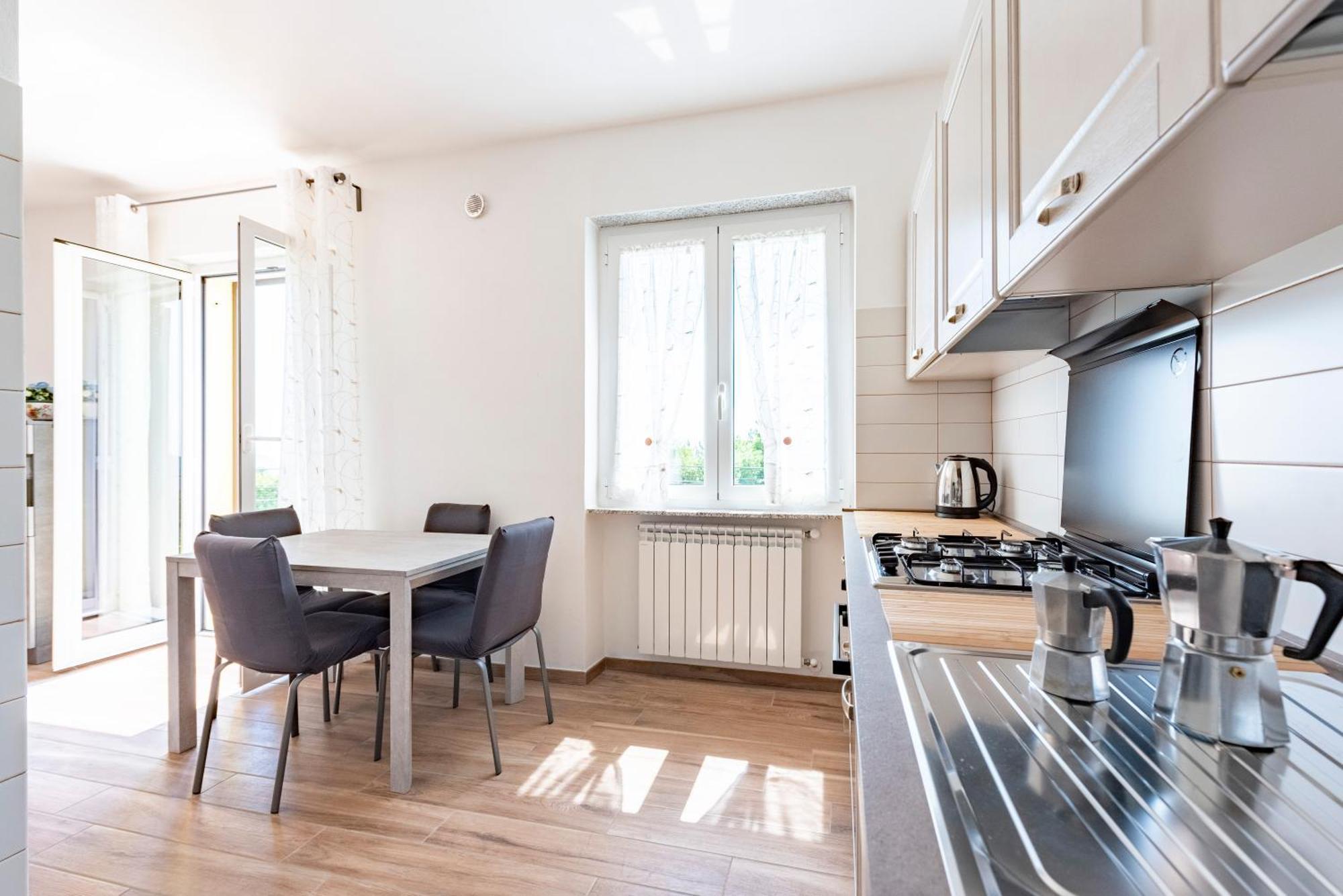 Joivy Villa Guanna - Charming Flat With Garden Bracco Ngoại thất bức ảnh